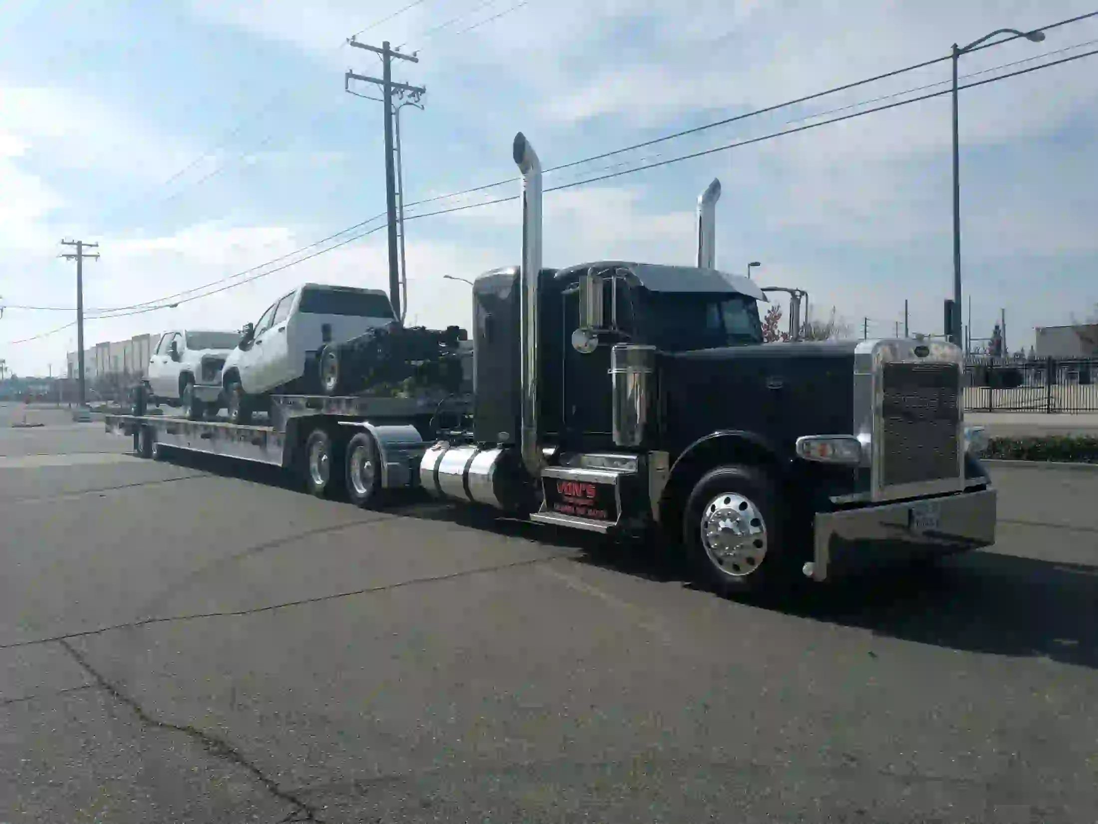Heavy Equipment Hauling and Transport Services | Sacramento County, CA | Vons Transport