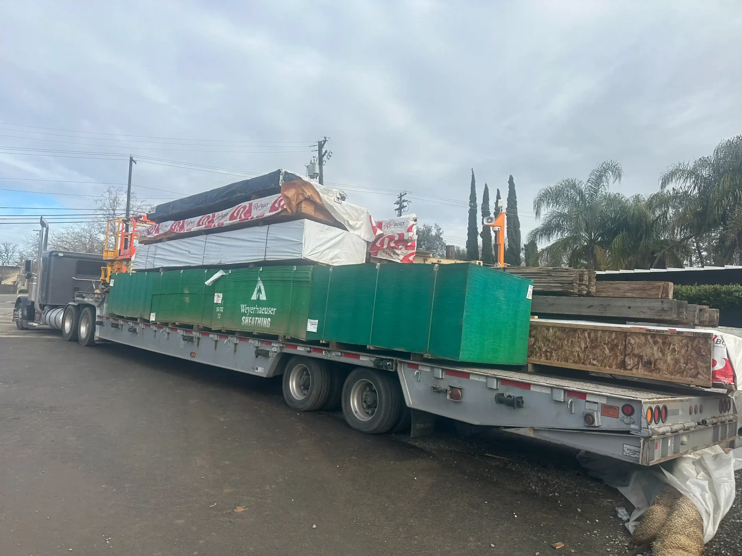 Heavy Equipment Hauling and Transport Services | Sacramento County, CA | Vons Transport