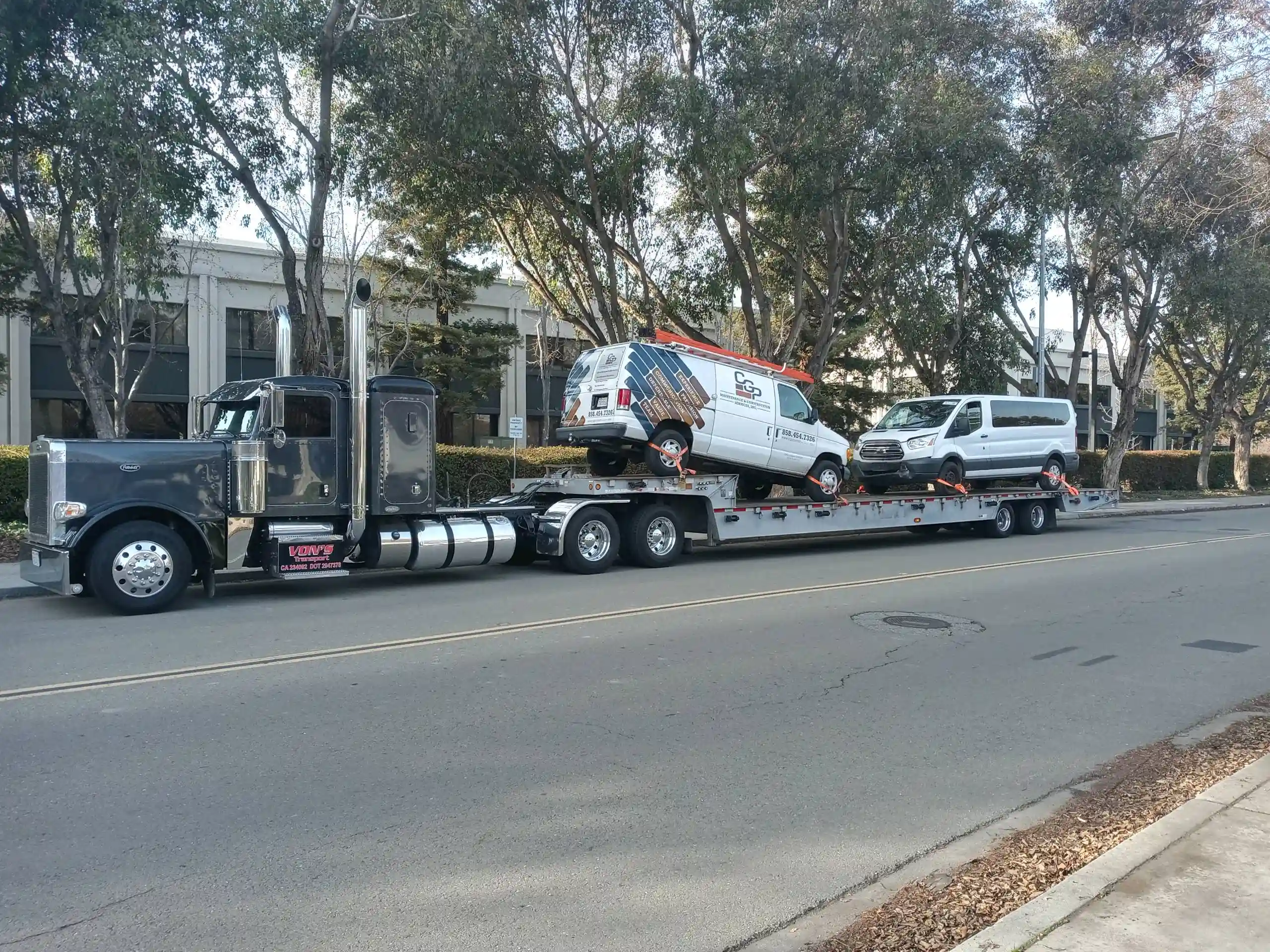 Heavy Equipment Hauling and Transport Services | Sacramento County, CA | Vons Transport