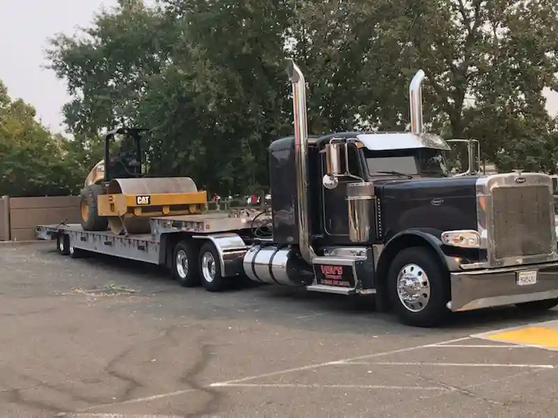 Heavy Equipment Hauling and Transport Services | Sacramento County, CA | Vons Transport