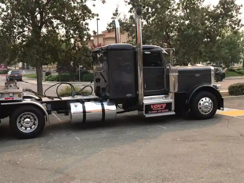 Heavy Equipment Hauling and Transport Services | Sacramento County, CA | Vons Transport